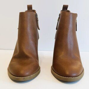 Universal Thread double zipper sides with 3 inch heels size 9 1/2